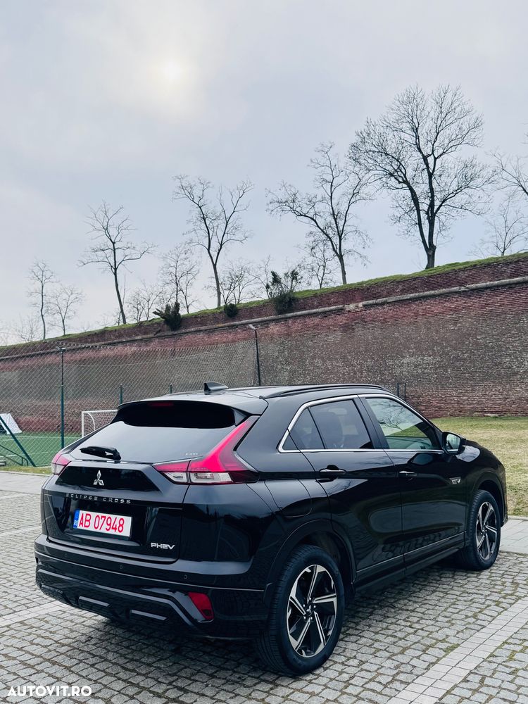 Mitsubishi Eclipse-Cross - 22