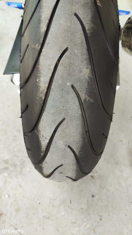 Yamaha FZS - 9