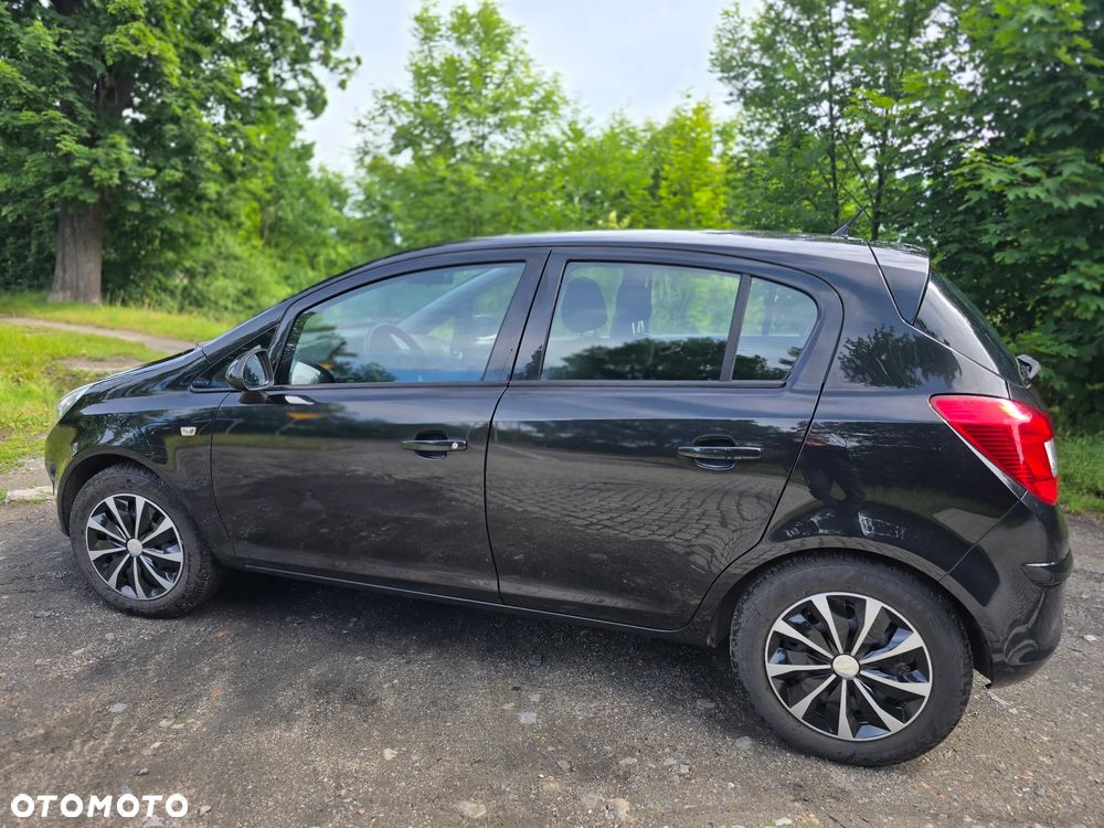 Opel Corsa 1.4 16V Active - 4