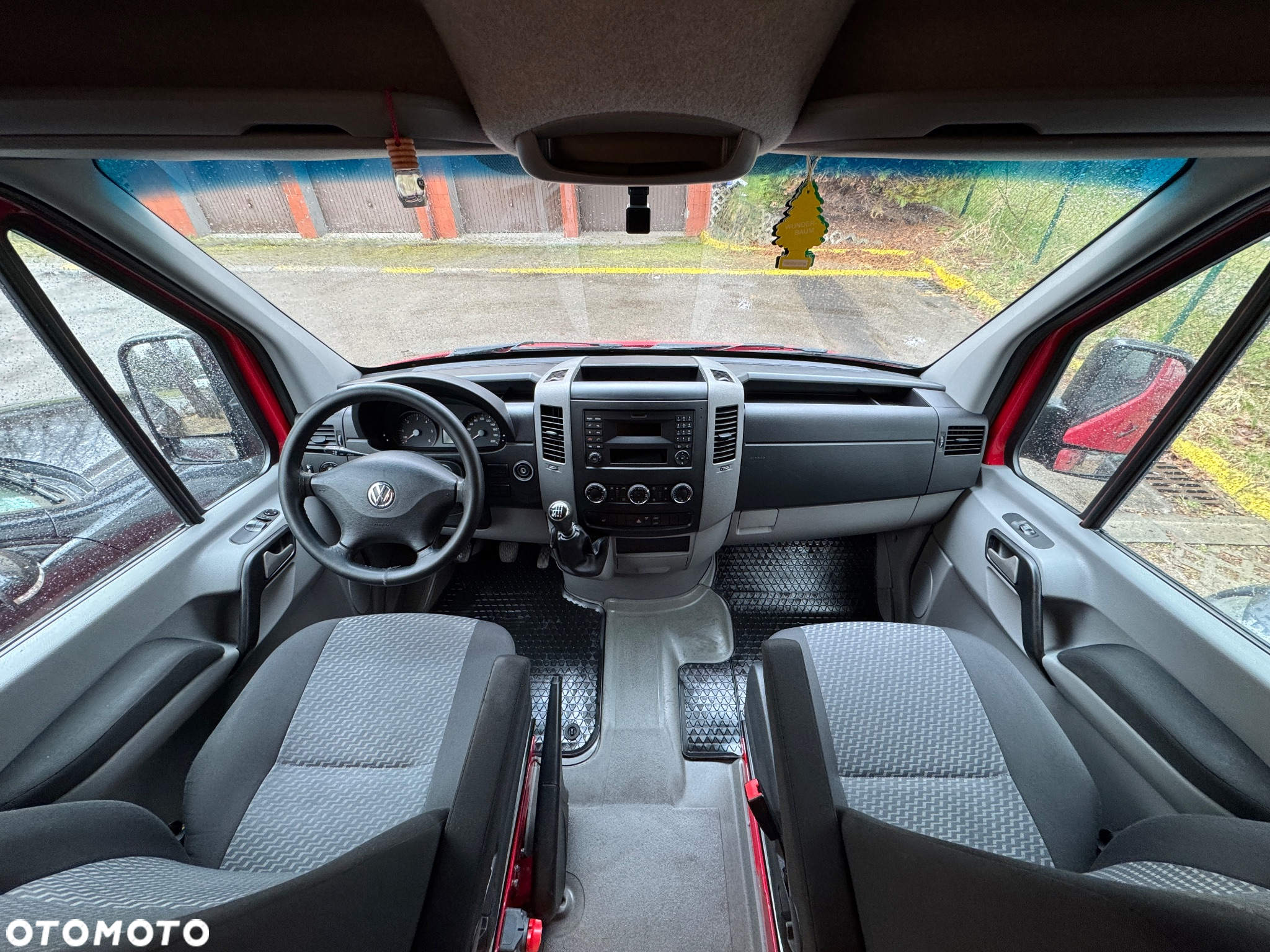 Volkswagen Crafter - 12