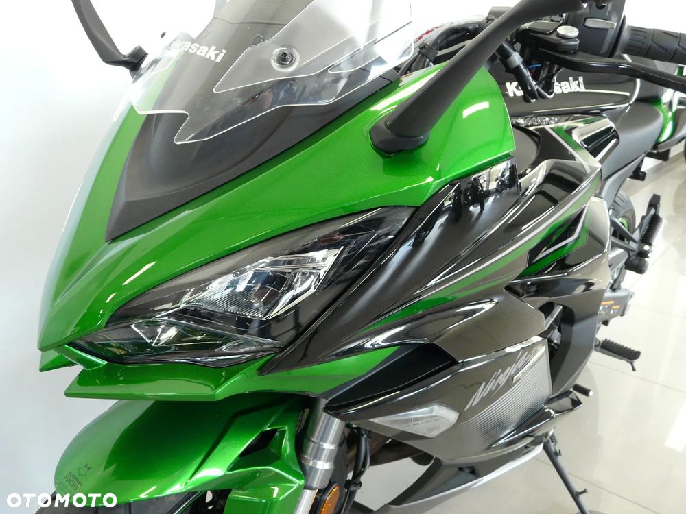 Kawasaki Ninja 1000 SX - 5