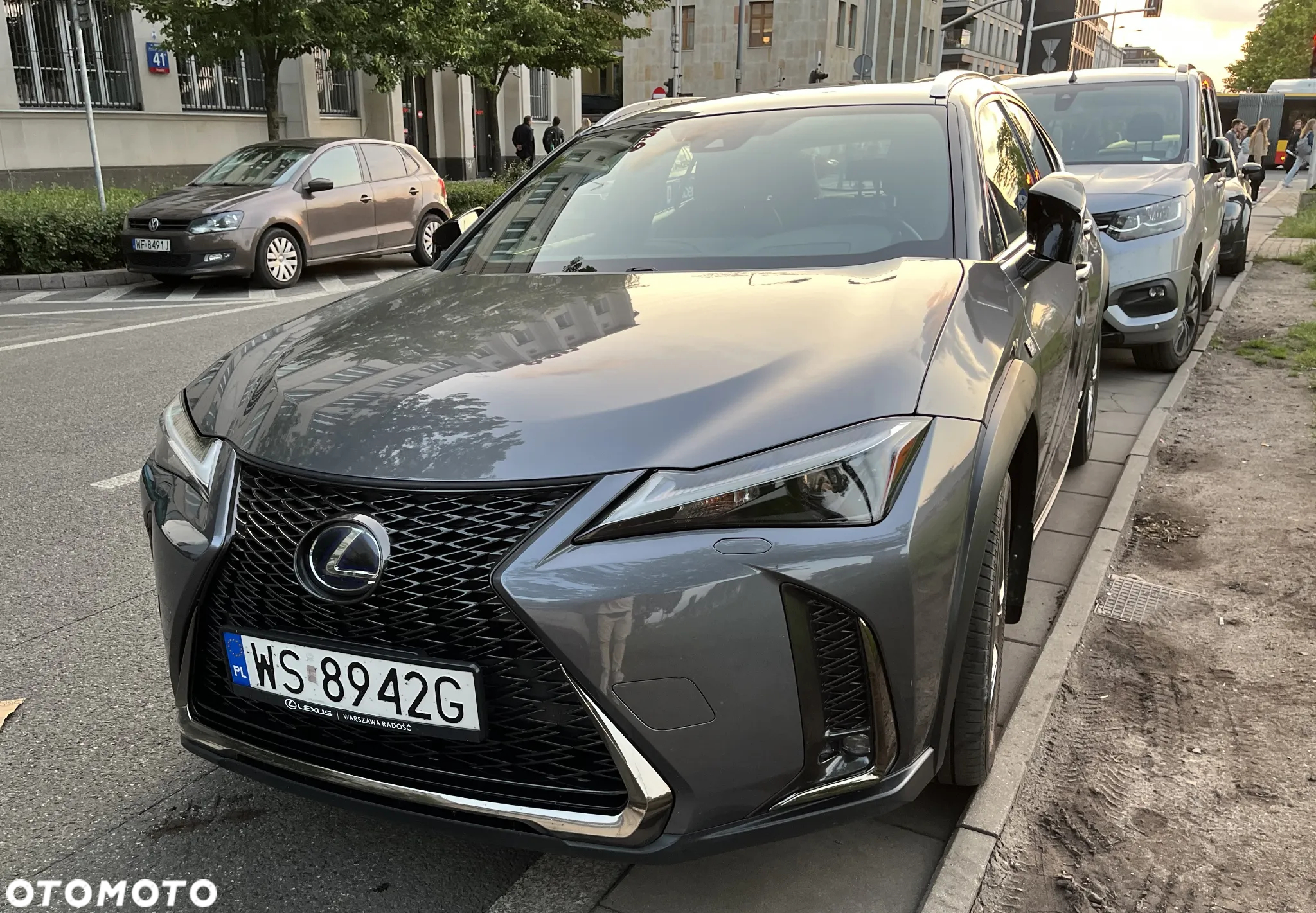 Lexus UX 250h GPF F Sport Edition AWD - 3