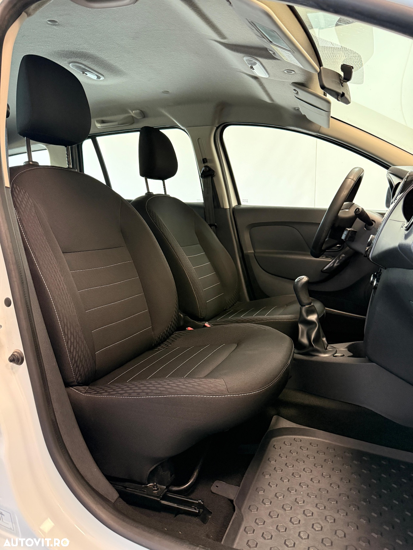 Dacia Logan MCV 1.5 dCi Laureate - 13
