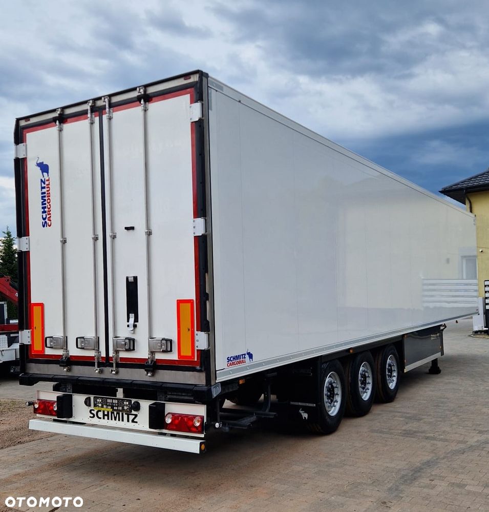Schmitz Cargobull * CHŁODNIA * 4 RYGLE * OŚ POD * ZADBANA * - 8