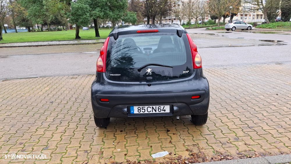 Peugeot 107 1.0 Trendy 2 Tronic - 6