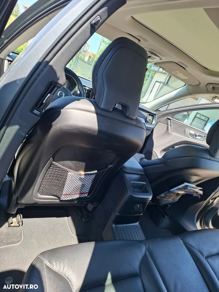 Volvo XC 60 - 4