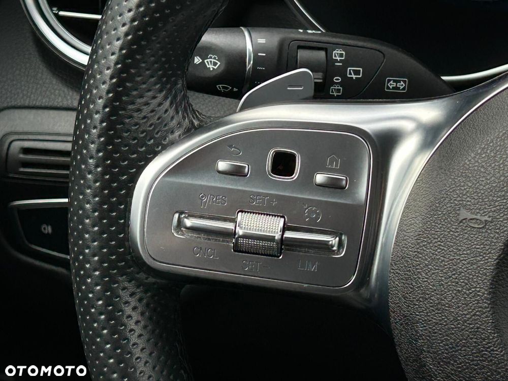 Mercedes-Benz GLC 300 d 4-Matic - 21