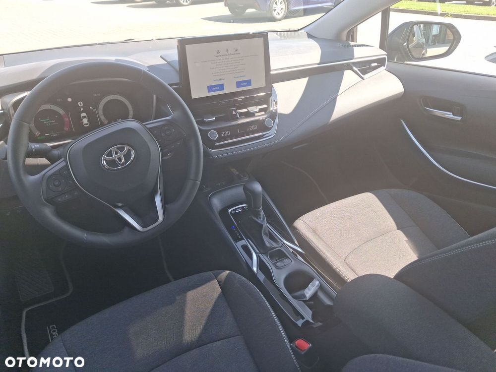 Toyota Corolla 1.8 Hybrid Comfort - 16