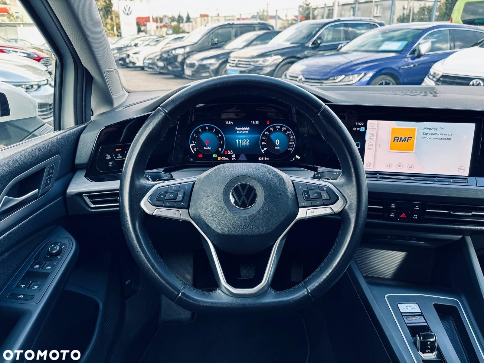 Volkswagen Golf - 22