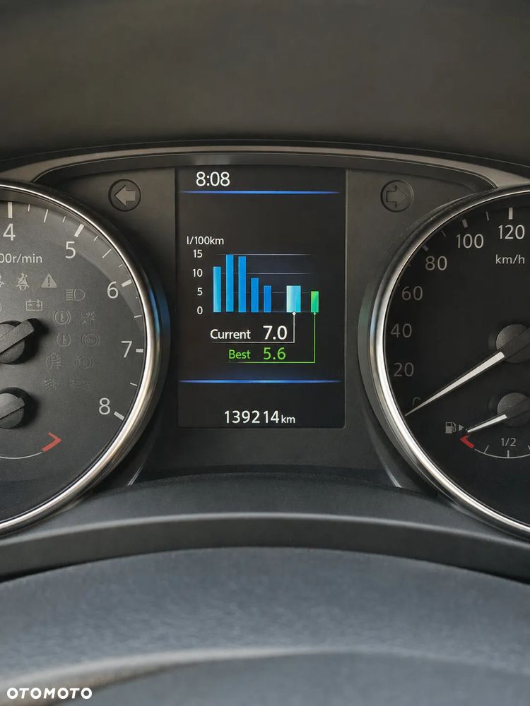 Nissan Qashqai 1.3 DIG-T N-Connecta DCT - 9