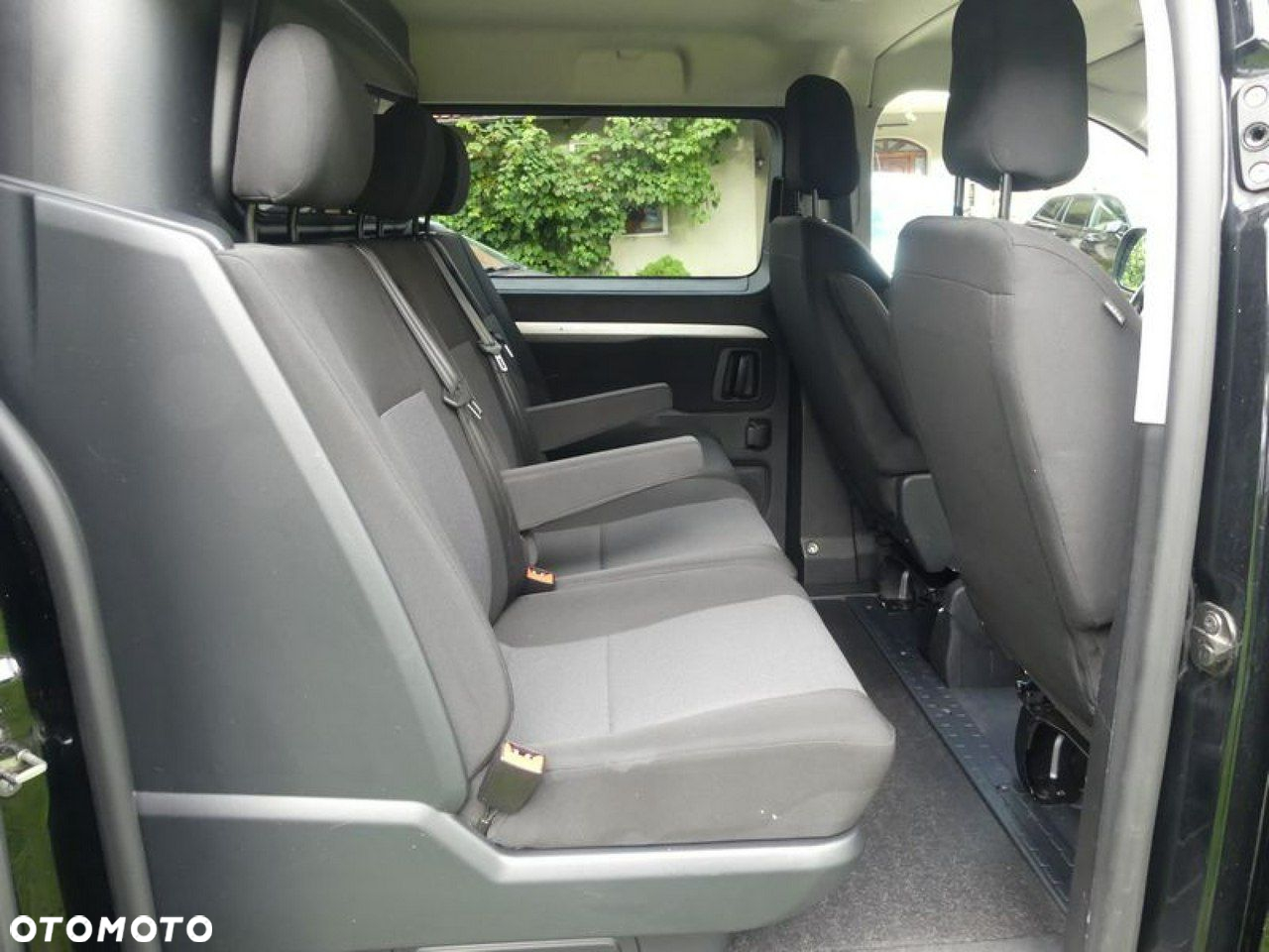 Peugeot Expert - 11