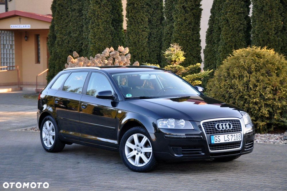 Audi A3 Sportback - 3