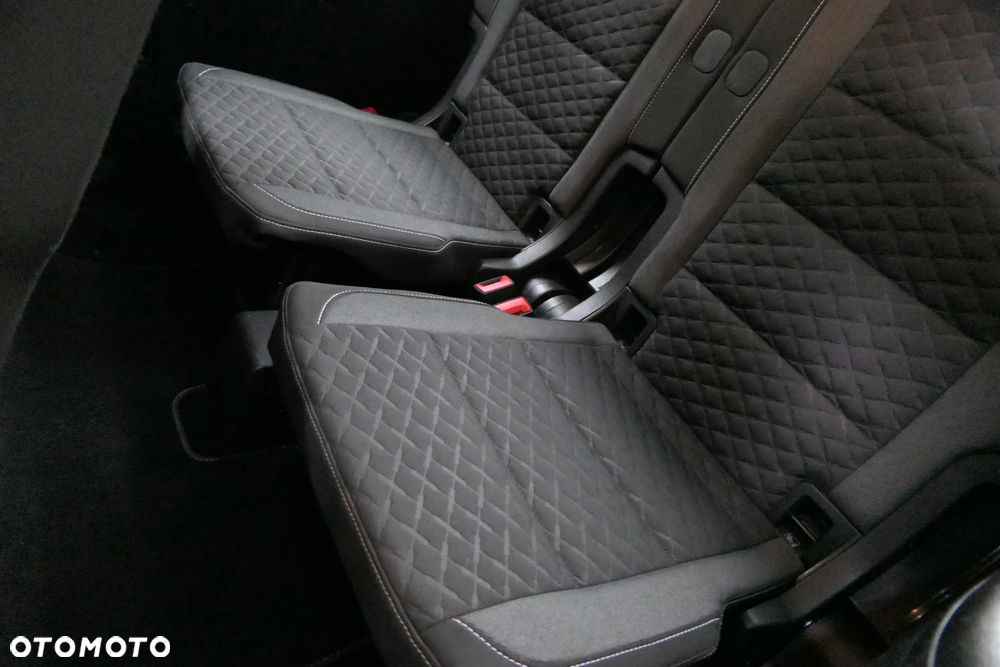 Volkswagen Touran 2.0 TDI SCR DSG Join - 19