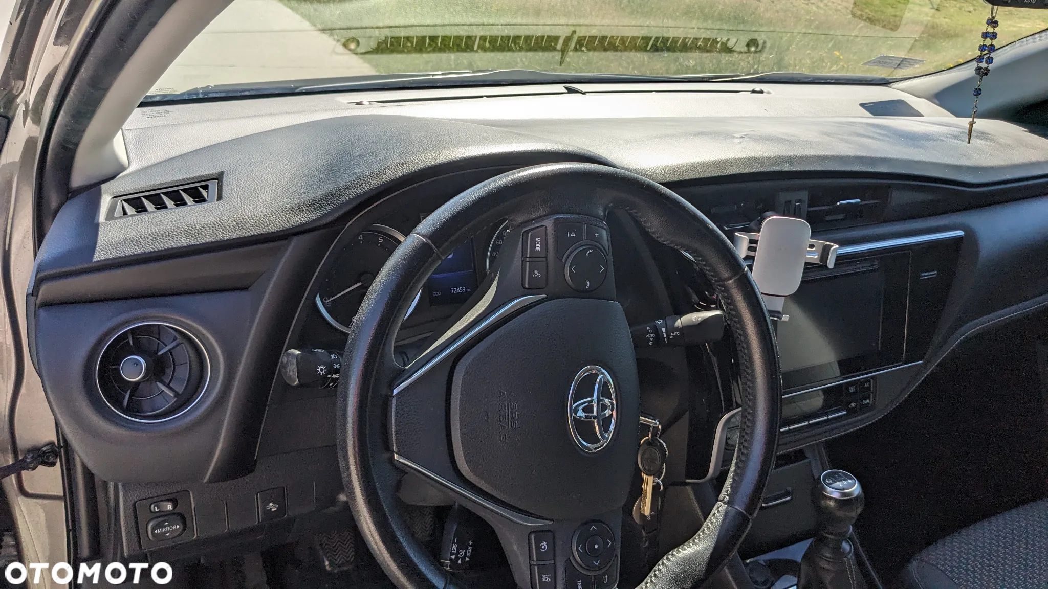 Toyota Corolla 1.6 Premium - 9