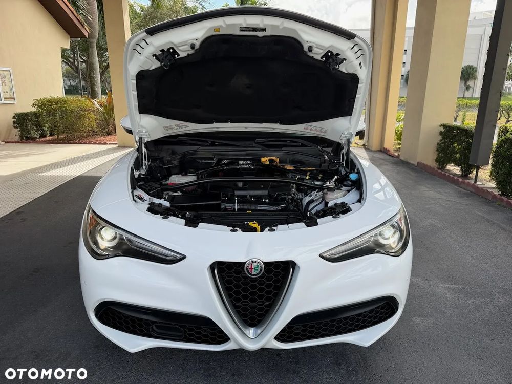Alfa Romeo Stelvio 2.0 Turbo 16V AT8-Q4 Lusso Ti - 15