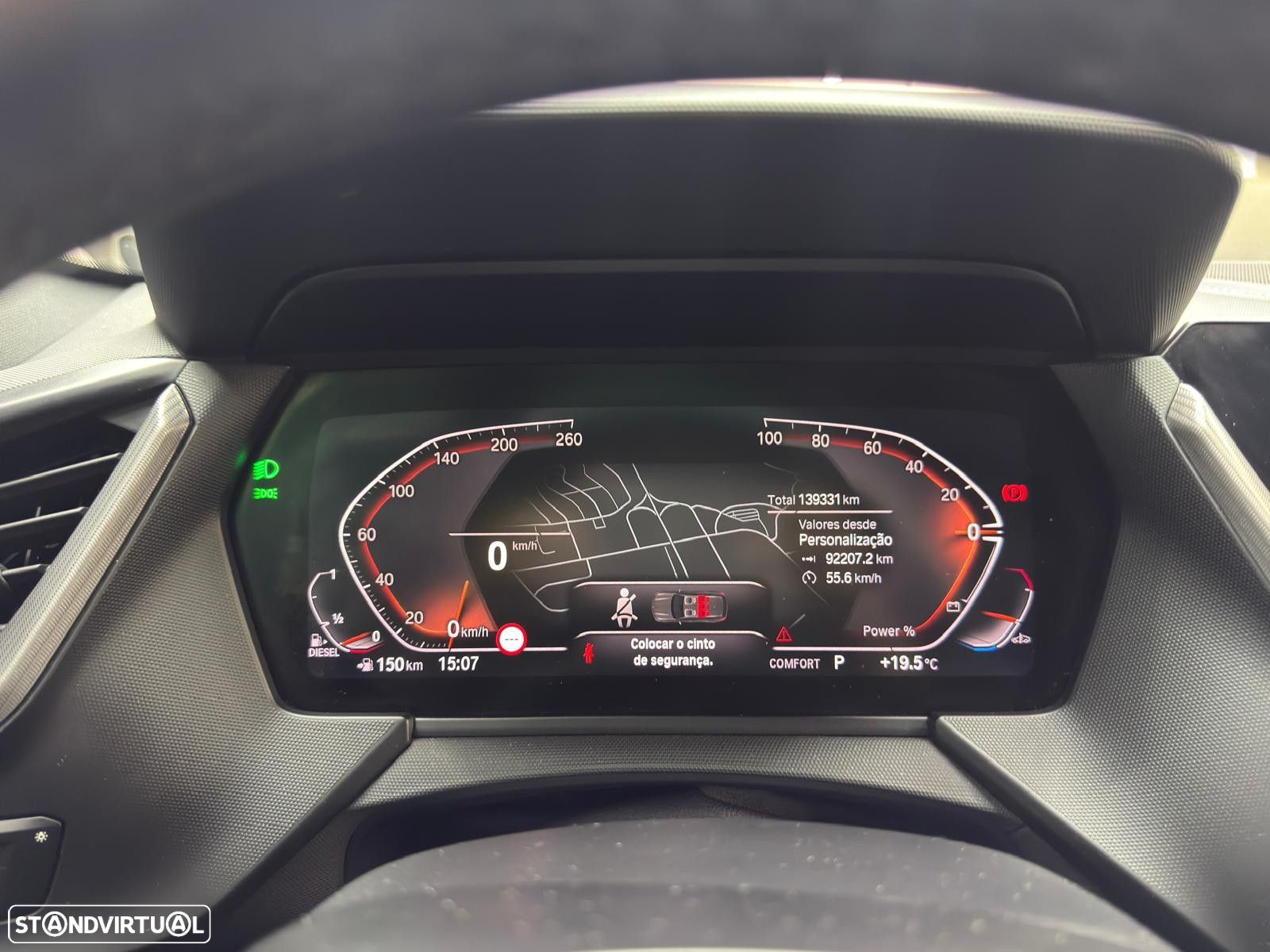 BMW 116 d Pack Desportivo M Auto - 27