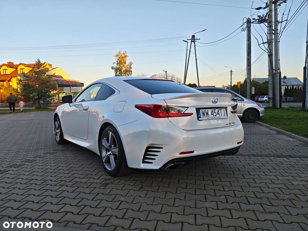 Lexus RC - 5