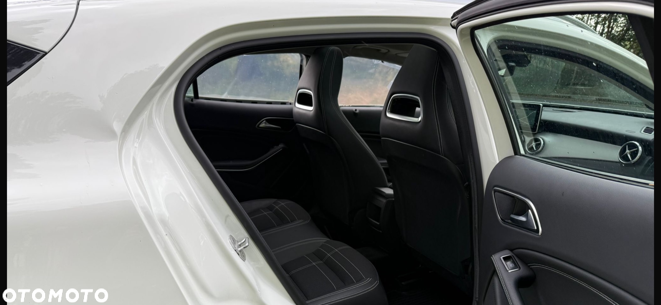 Mercedes-Benz GLA 200 7G-DCT Activity Edition - 21