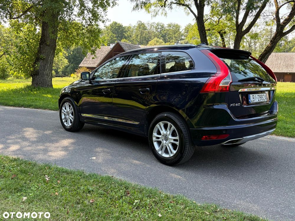 Volvo XC 60 D4 AWD Summum - 4