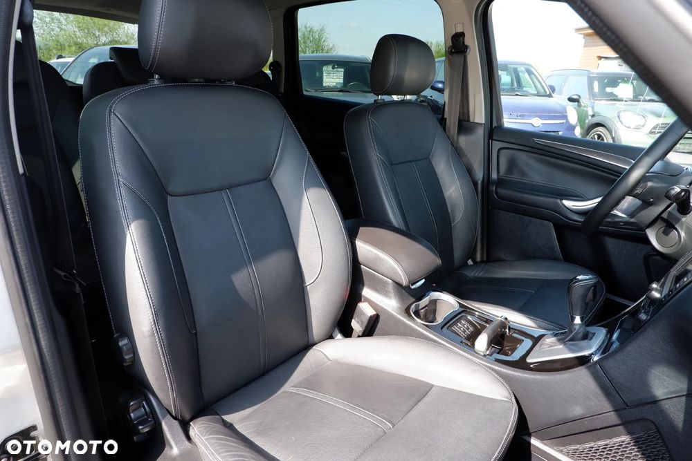 Ford S-Max 2.0 TDCi DPF Titanium - 9