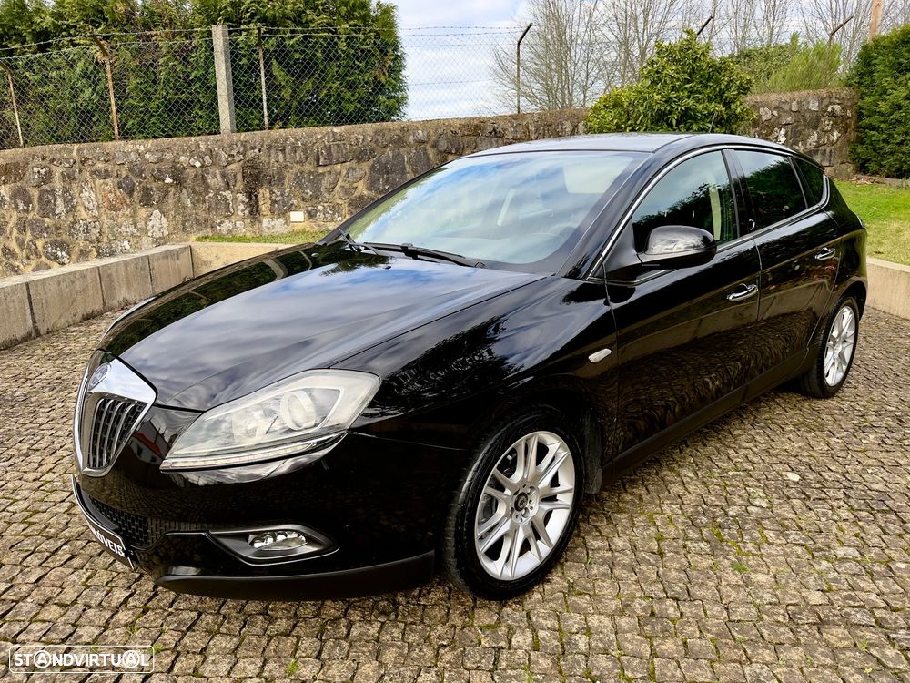 Lancia Delta 1.6 M-Jet Platino Com 57X - 1