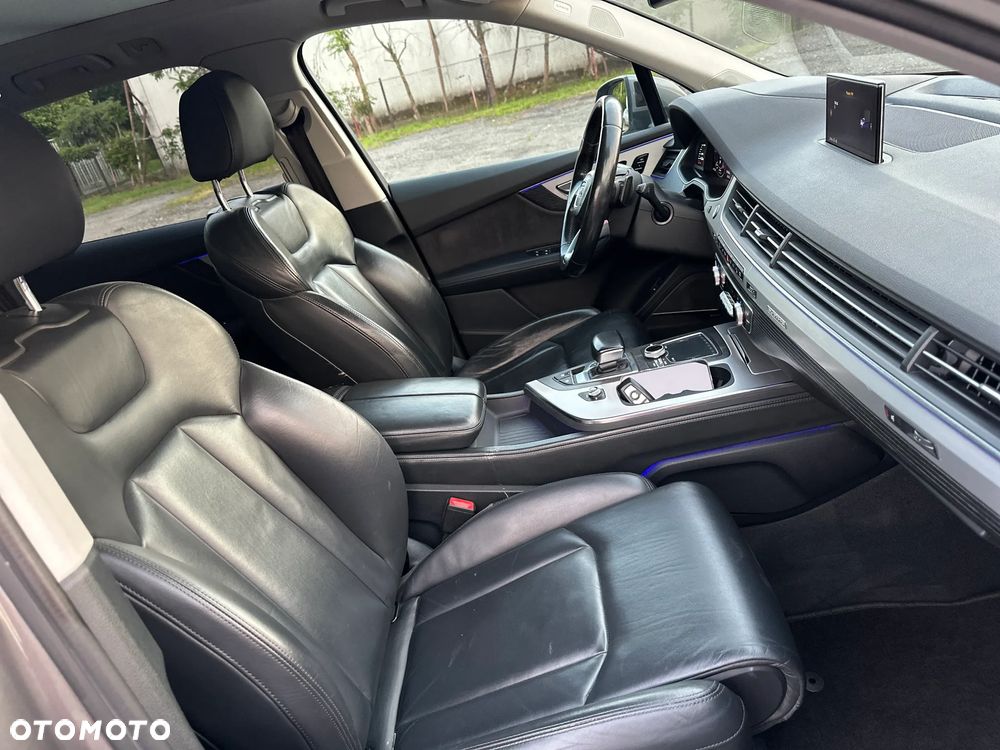 Audi Q7 3.0 TDI Quattro Tiptronic - 11