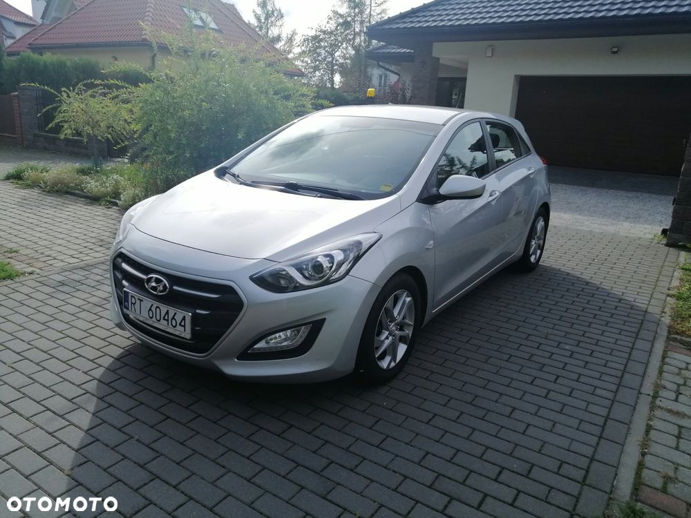 Hyundai i30 - 32