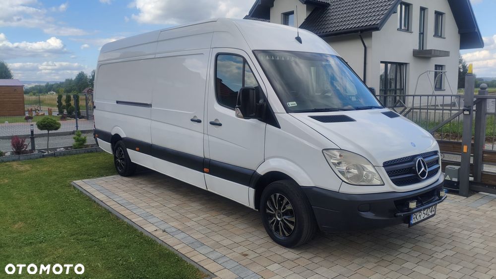 Mercedes-Benz SPRINTER - 2