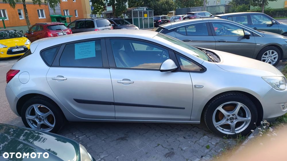 Opel Astra 1.4 T Enjoy - 6