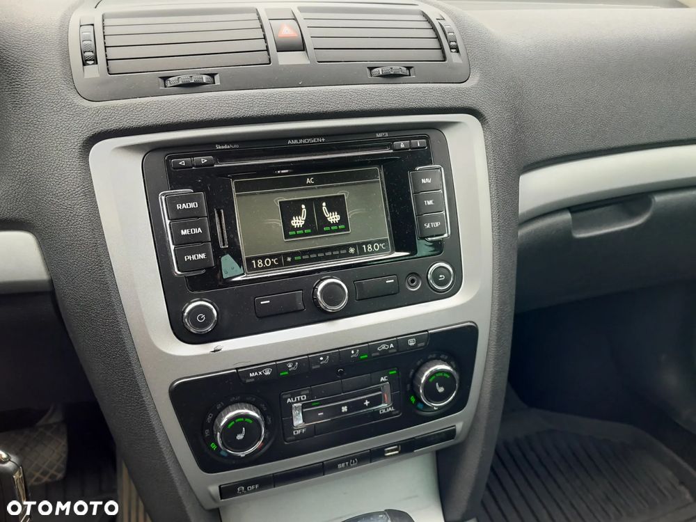 Skoda Octavia 2.0 TDI DSG Elegance - 15