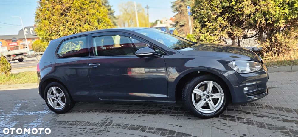 Volkswagen Golf 1.6 TDI BMT Highline - 17