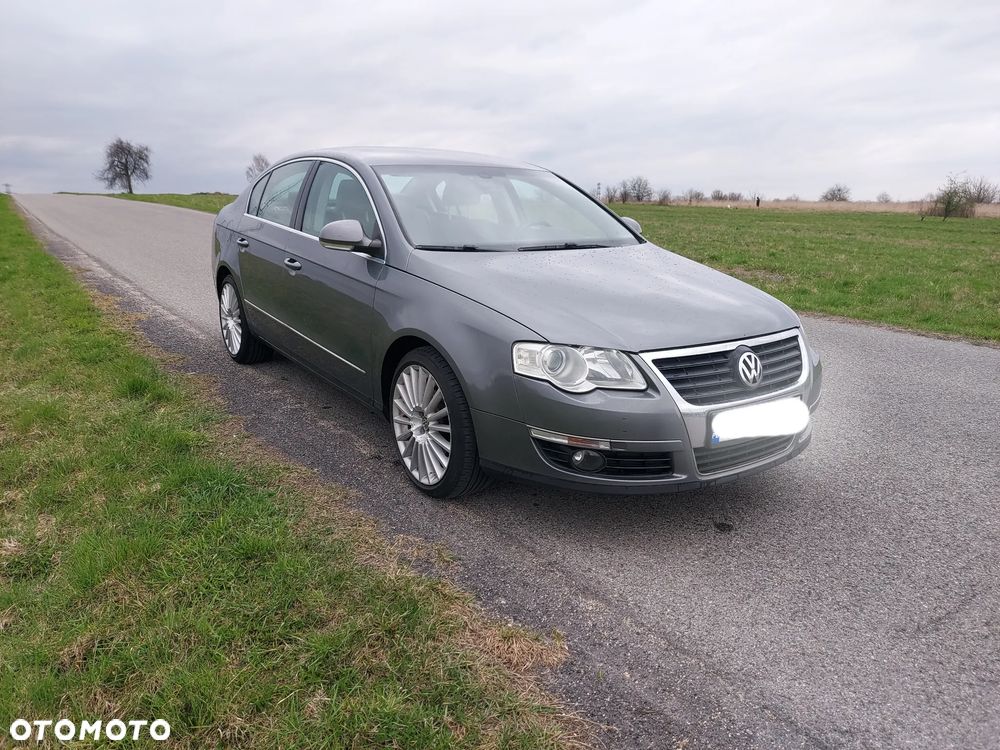 Volkswagen Passat 2.0 TDI Comfortline DSG - 1