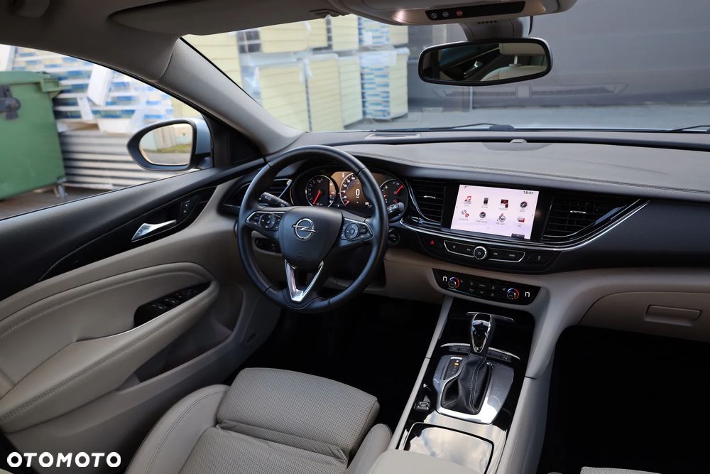 Opel Insignia 2.0 Direct Inj Trb 4x4 Business Innovation - 8