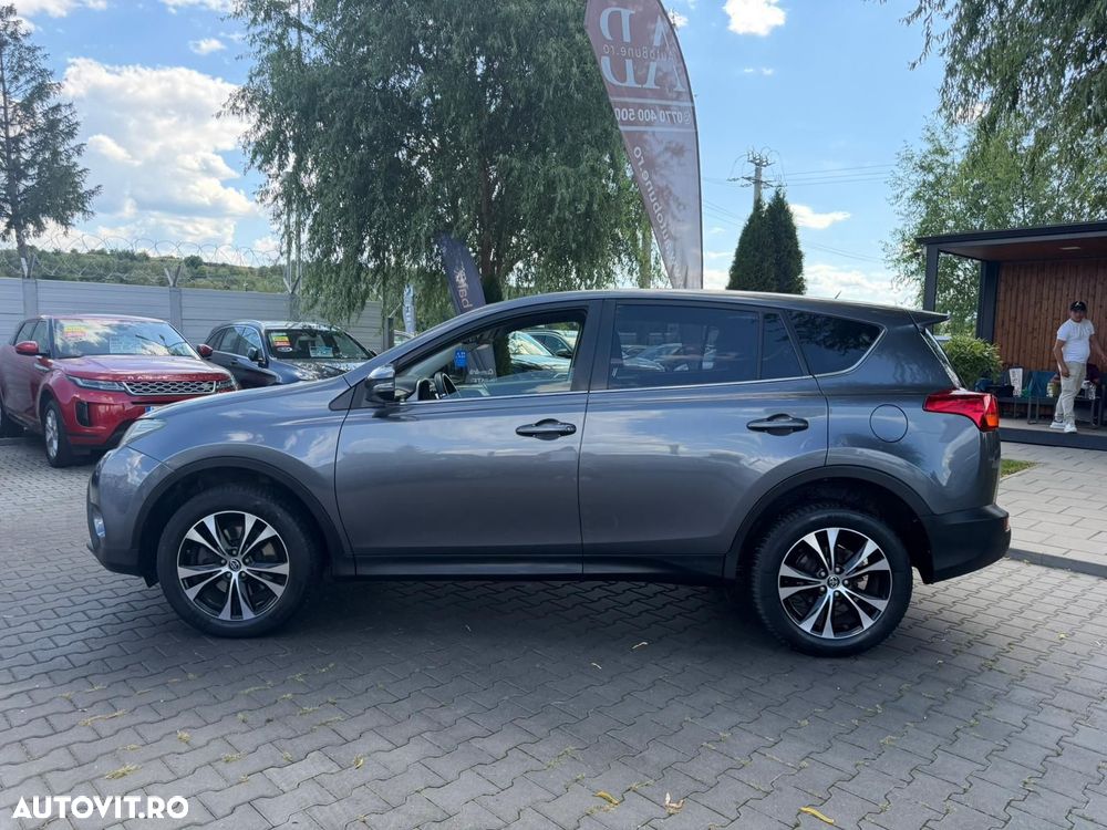 Toyota RAV4 2.0 D-4D 2WD Comfort - 6