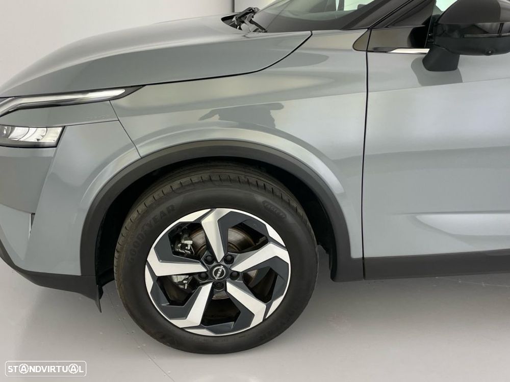 Nissan Qashqai 1.3 DIG-T N-Connecta — fotografia 18