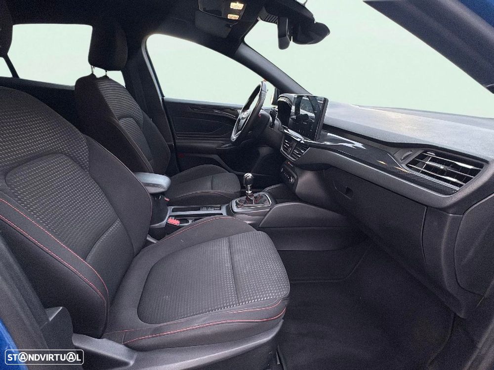 Ford Focus 1.0 EcoBoost MHEV ST-Line - 15