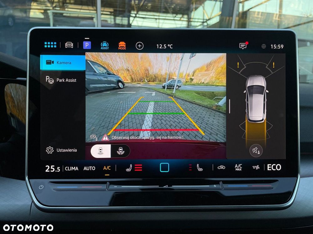 Volkswagen Golf - 22