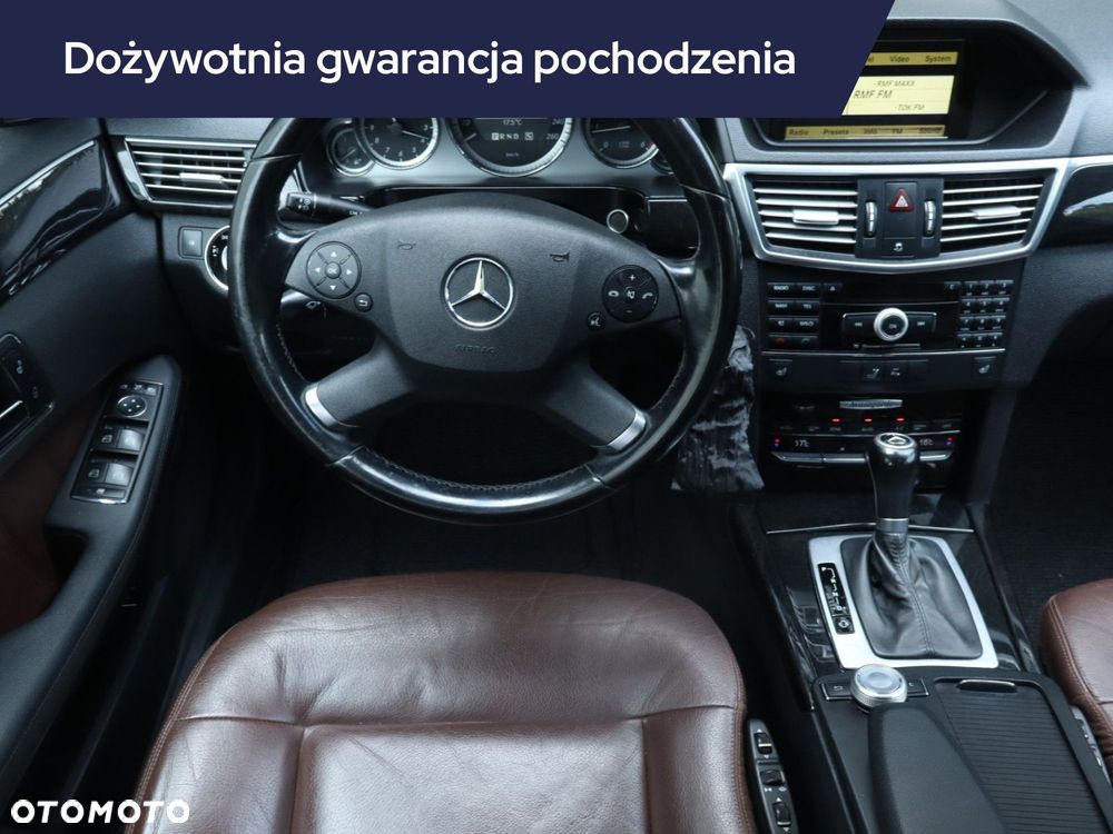 Mercedes-Benz Klasa E - 9