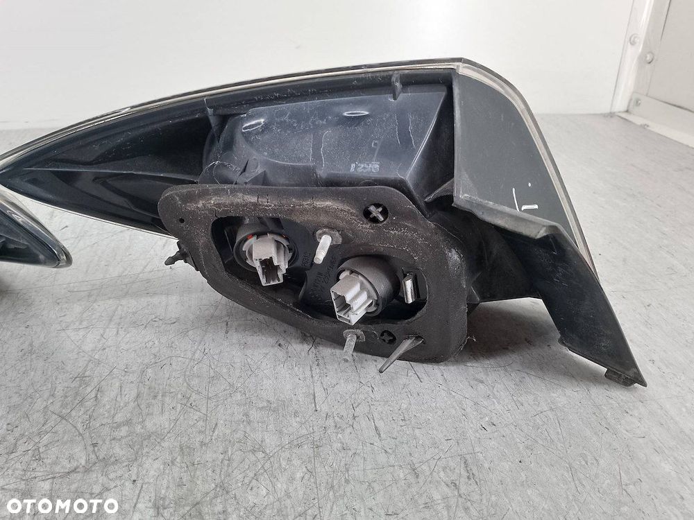 LAMPY TYŁ KOMPLET MAZDA 3 ( 03-09 ) P2912 HATCHBACK - 6
