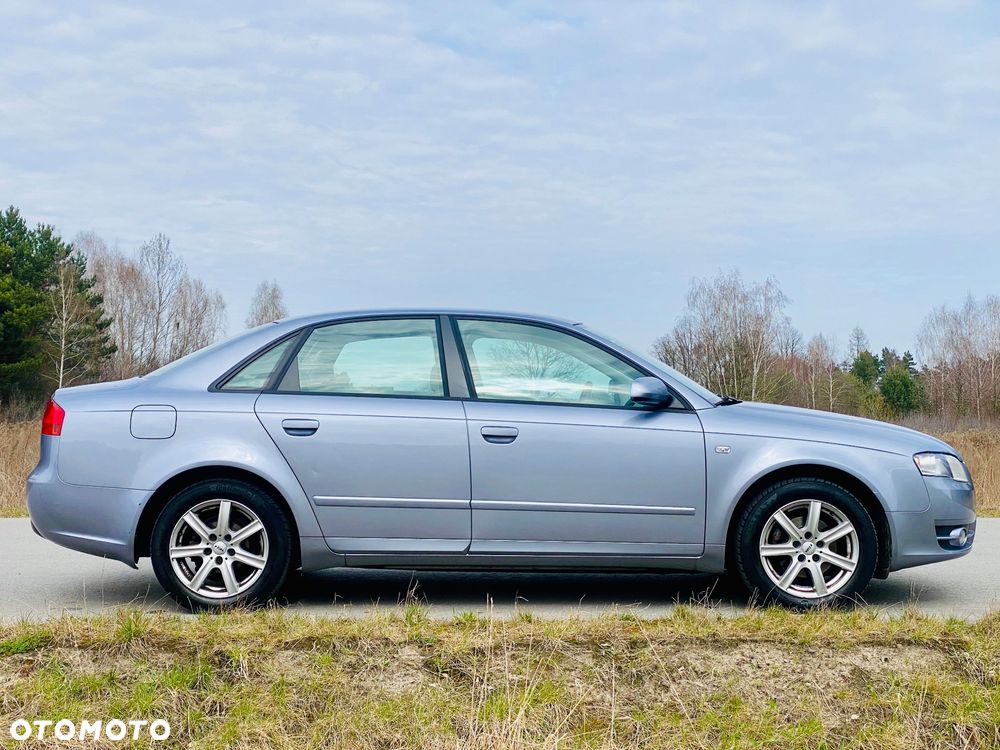 Audi A4 Limousine - 18