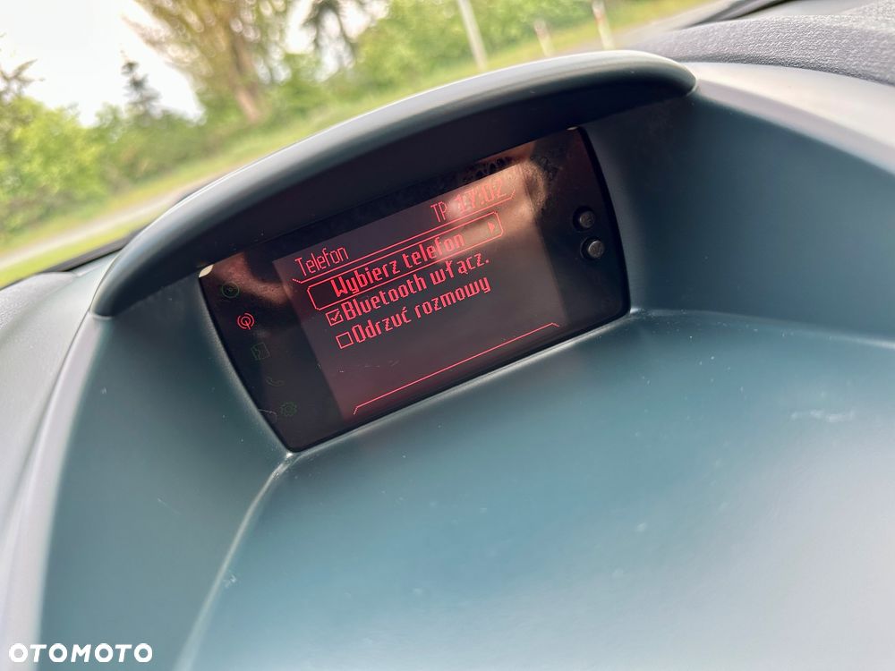 Ford Fiesta 1.4 Titanium EU5 - 39
