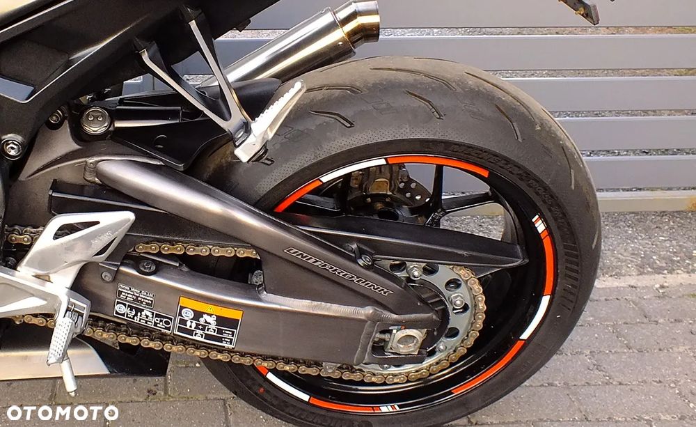 Honda CBR - 11