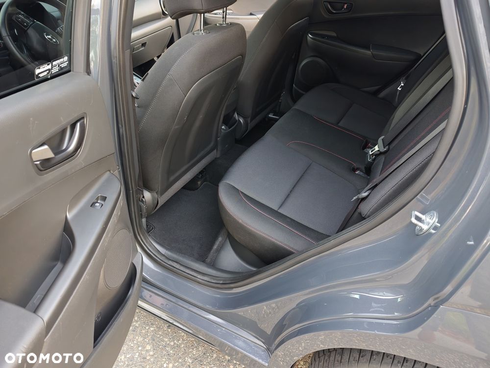 Hyundai Kona 1.6 T-GDI Executive 4WD DCT - 13