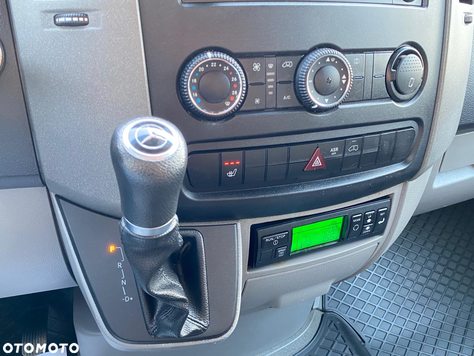 Mercedes-Benz SPRINTER 316 CDI AUTOMAT KONTENER CHŁODNIA MITSUBISHI WINDA ZEPRO - 38