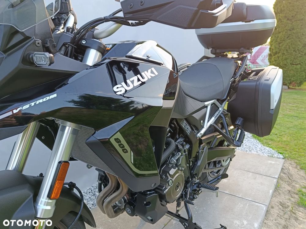 Suzuki DL - 12