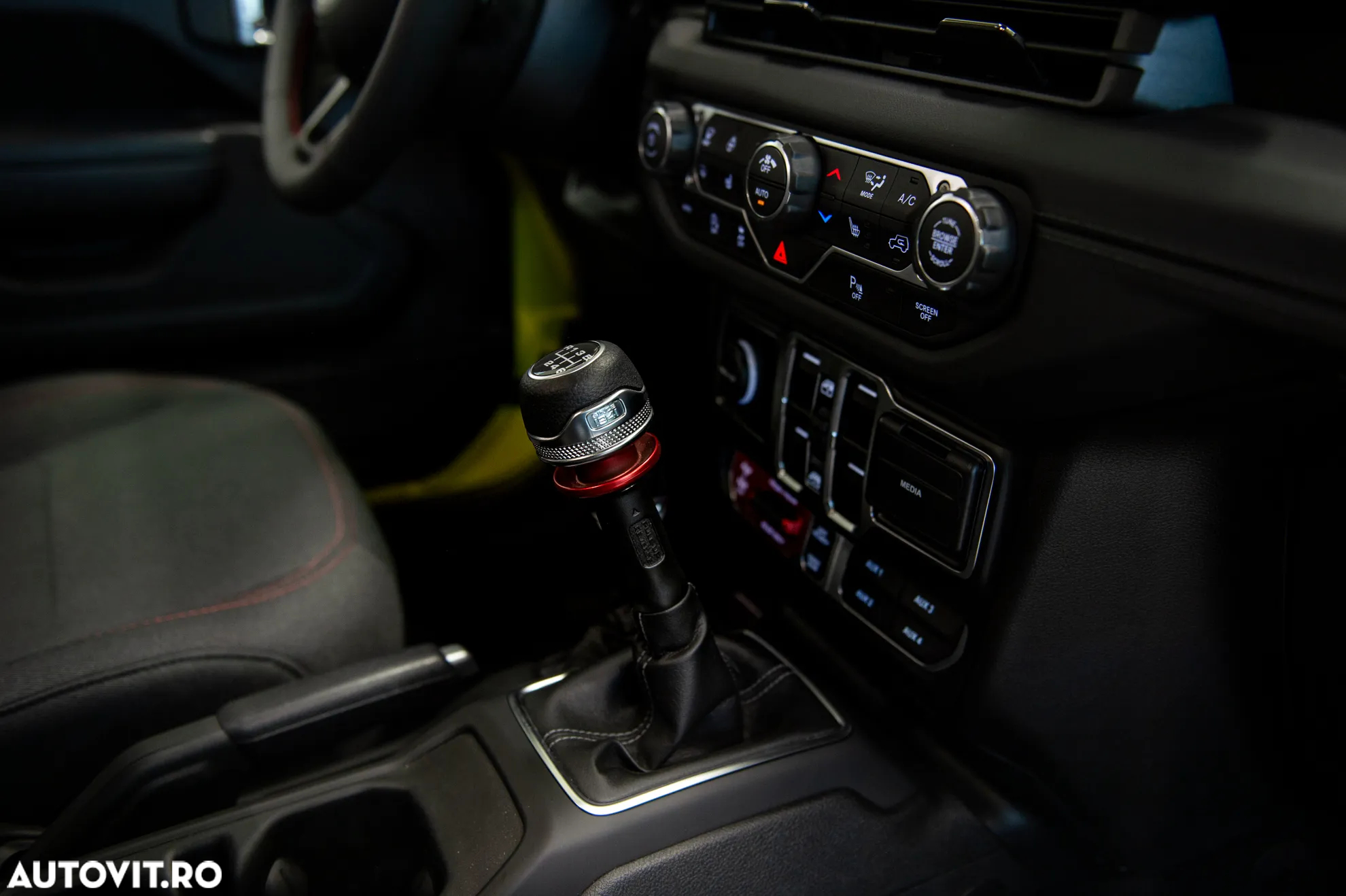 Jeep Wrangler - 27
