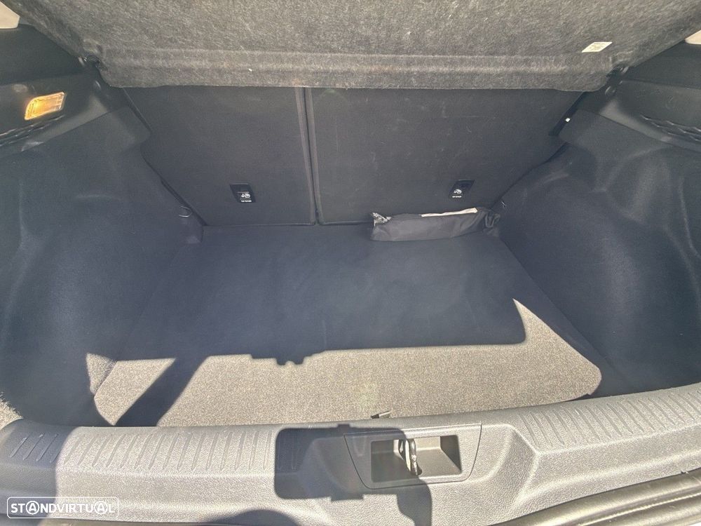 Renault Mégane 1.5 Blue dCi Intens - 12
