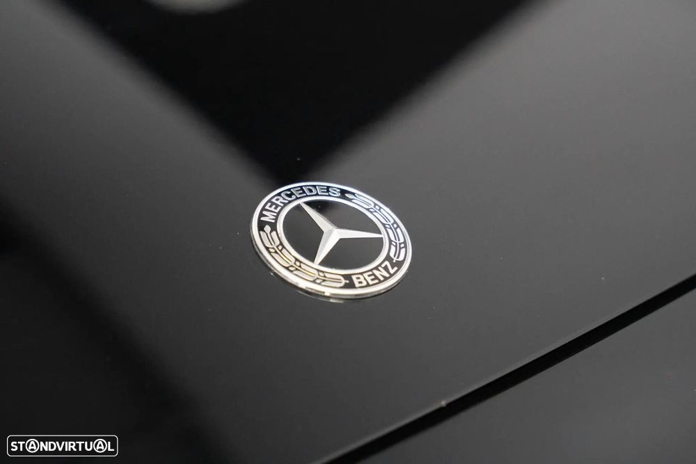 Mercedes-Benz E 300 e - 11