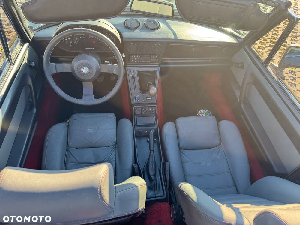 Alfa Romeo Spider 2.0 - 8