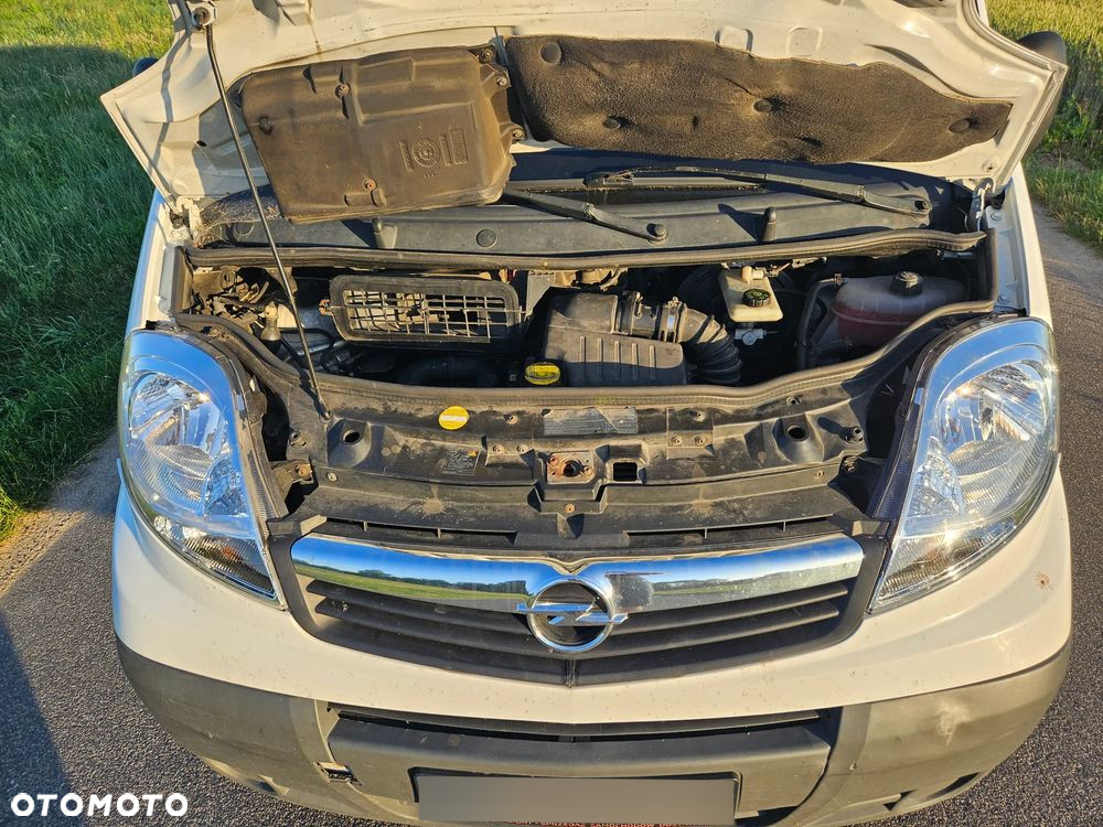 Opel Vivaro - 13
